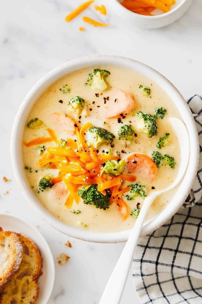 Awesome Broccoli Cheese Soup