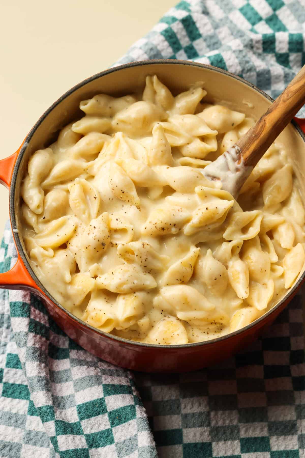 Copycat Panera Bread Mac and Cheese made in a dutch oven
